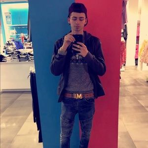 Meet your Posher, Brandon